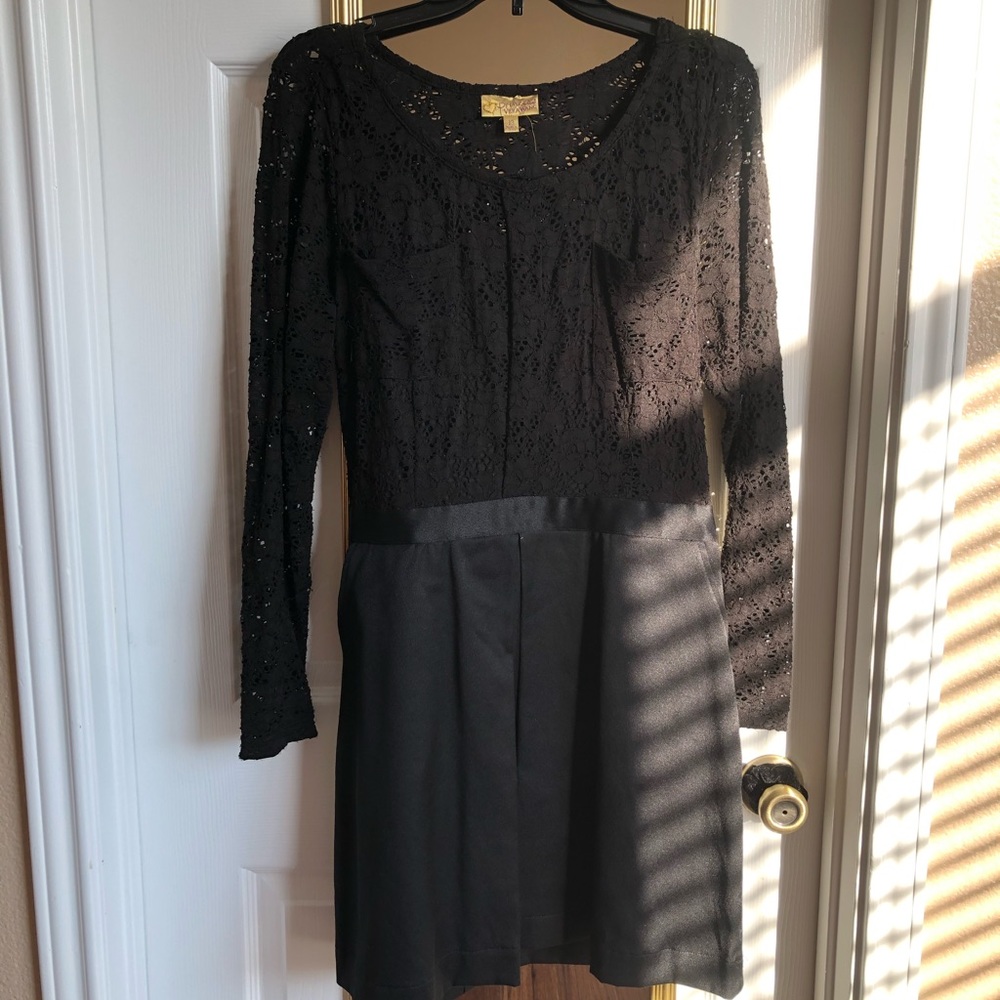 Princess Vera Wang Lace Dress